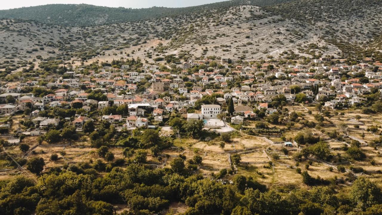 Nerida's-traditional 3 Bedroom Townhouse-bbq-view Theologos (Thasos)
